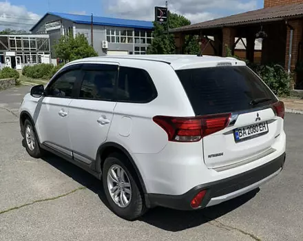 Mitsubishi Outlander, 2016 г.в.