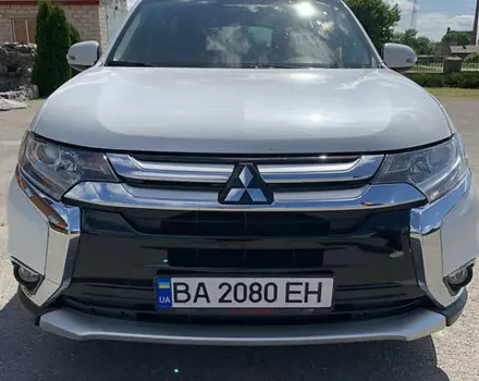 Mitsubishi Outlander, 2016 г.в.