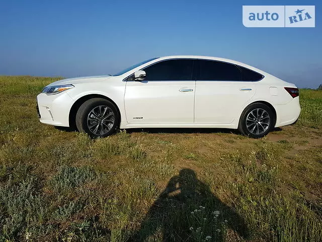 Toyota Avalon, 2016 г.в.