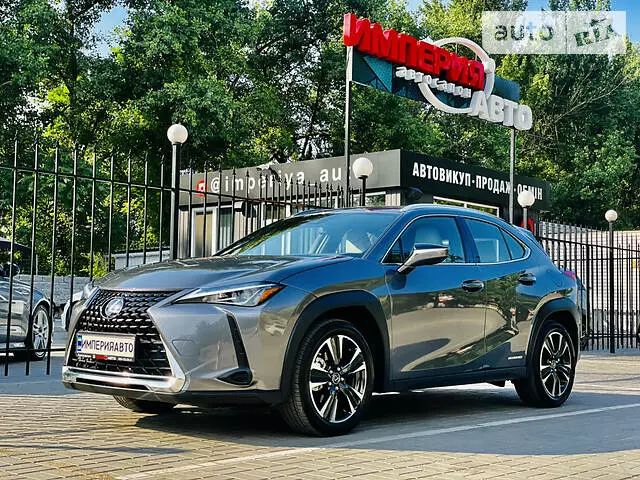 Lexus UX 250H, 2020 г.в.