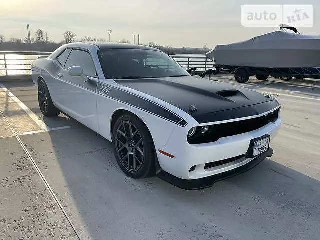 Dodge Challenger, 2017 г.в.