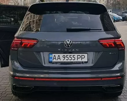 Volkswagen Tiguan, 2021 г.в.