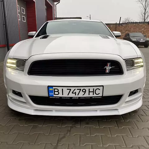 Ford Mustang, 2013 г.в.