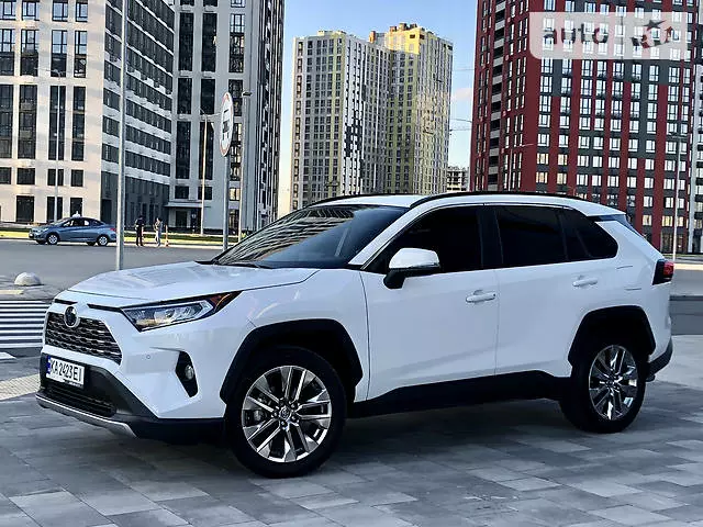 Toyota RAV4, 2019 г.в.