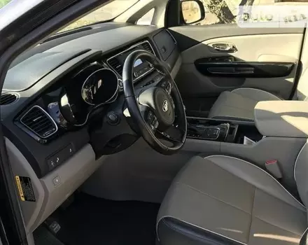Kia Sedona, 2015 г.в.