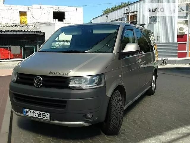 Volkswagen Multivan, 2011 г.в.