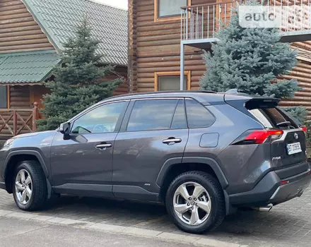 Toyota RAV4, 2019 г.в.
