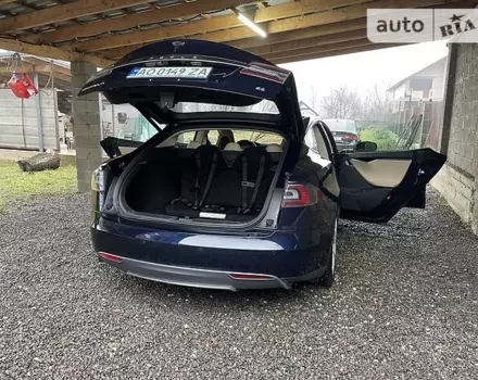 Tesla Model S, 2014 г.в.