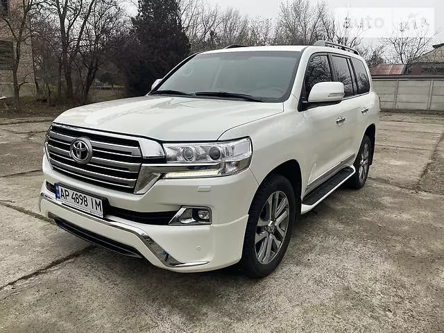 Toyota Land Cruiser 200, 2020 г.в.