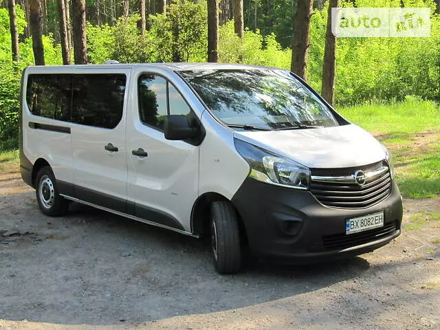 Opel Vivaro пасс., 2016 г.в.