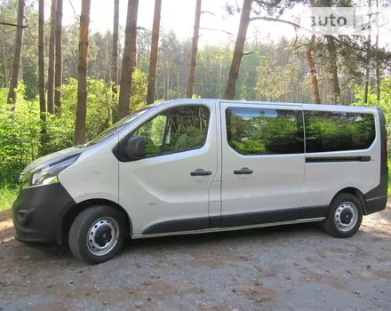 Opel Vivaro пасс., 2016 г.в.