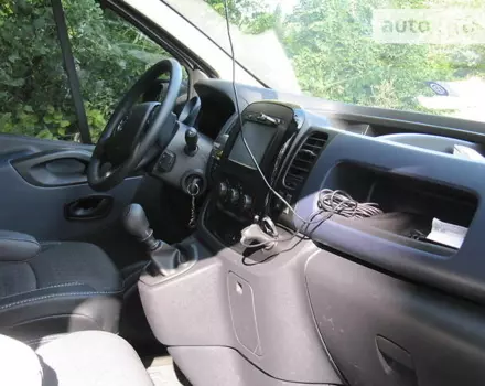 Opel Vivaro пасс., 2016 г.в.