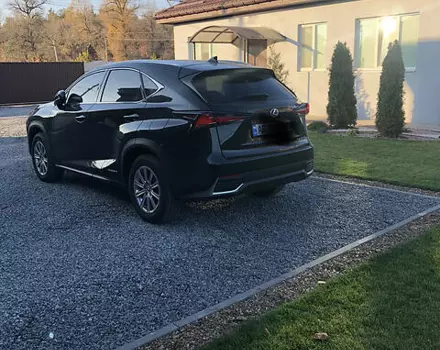 Lexus NX 300h, 2020 г.в.