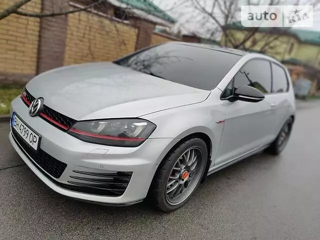 Volkswagen Golf GTI, 2015 г.в.