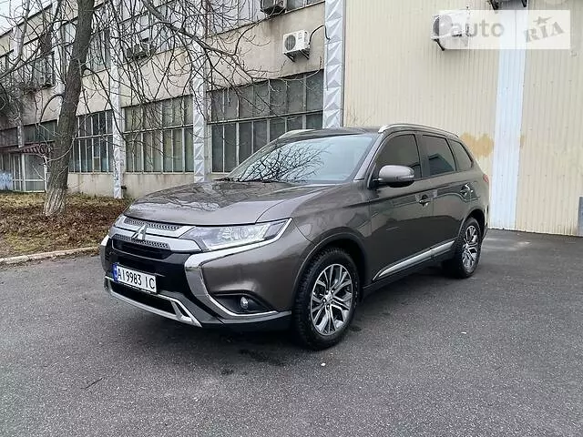 Mitsubishi Outlander, 2018 г.в.