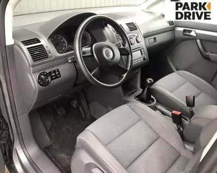 Volkswagen Touran, 2004 г.в.