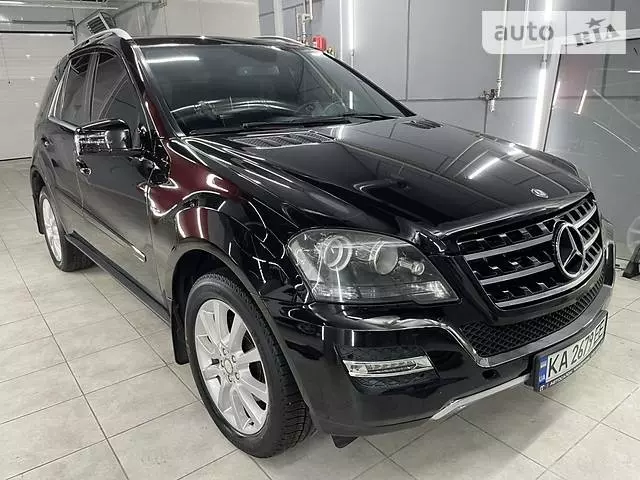 Mercedes-Benz ML 300, 2011 г.в.