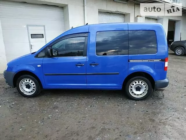 Volkswagen Caddy пасс., 2009 г.в.