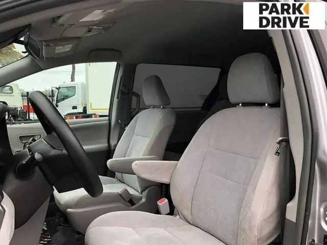 Toyota Sienna, 2018 г.в.