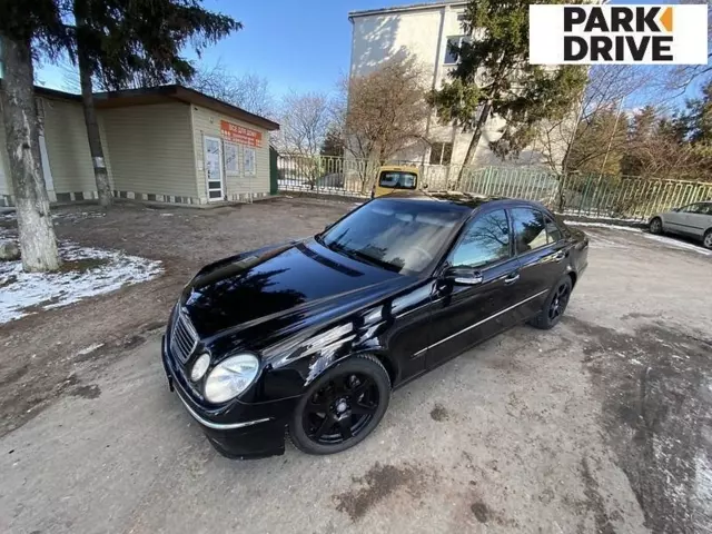 Mercedes-Benz E 220, 2003 г.в.