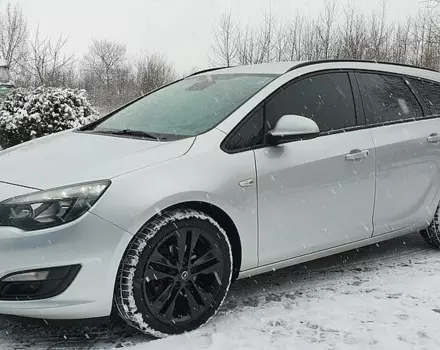 Opel Astra J, 2015 г.в.