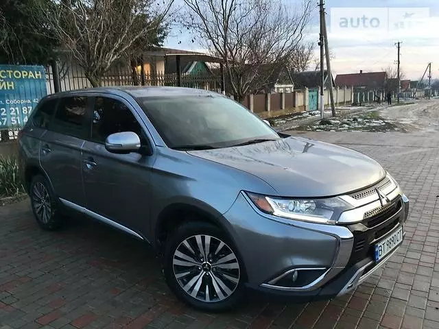 Mitsubishi Outlander, 2019 г.в.