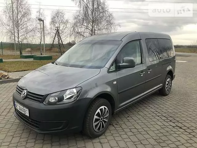 Volkswagen Caddy пасс., 2013 г.в.