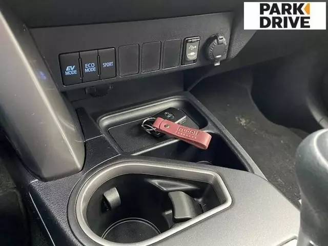 Toyota RAV4, 2016 г.в.