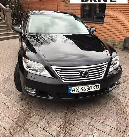 Lexus LS, 2011 г.в.