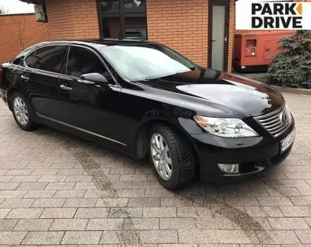 Lexus LS, 2011 г.в.