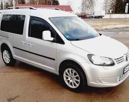 Volkswagen Caddy пасс., 2012 г.в.