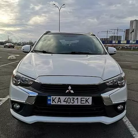 Mitsubishi Outlander, 2016 г.в.