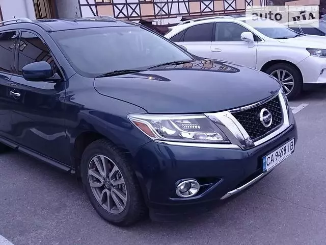 Nissan Pathfinder, 2015 г.в.
