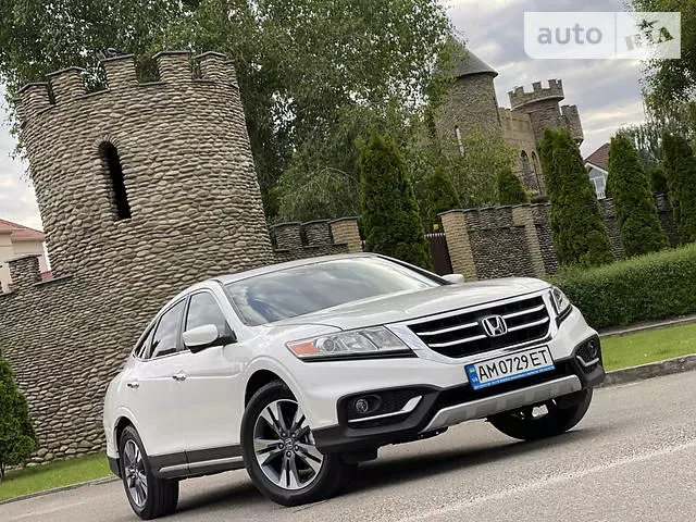 Honda Crosstour, 2013 г.в.