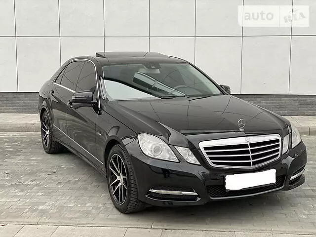 Mercedes-Benz E 220, 2011 г.в.