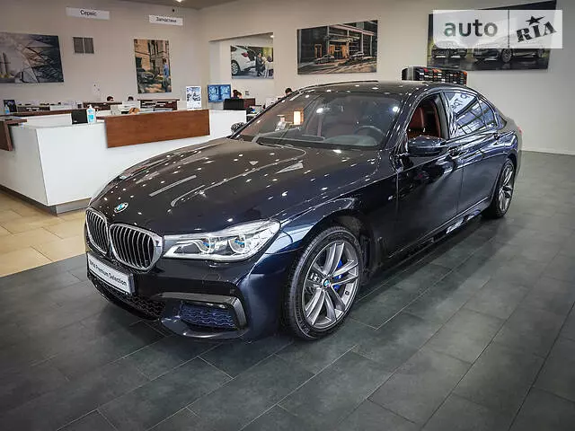 BMW 750, 2017 г.в.