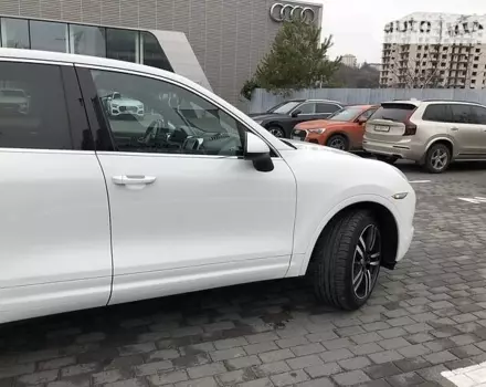Porsche Cayenne, 2012 г.в.