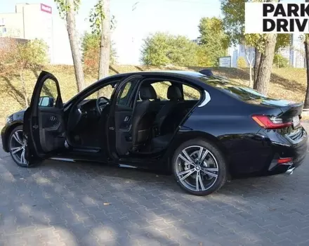 BMW 330, 2020 г.в.