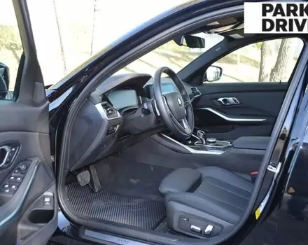 BMW 330, 2020 г.в.