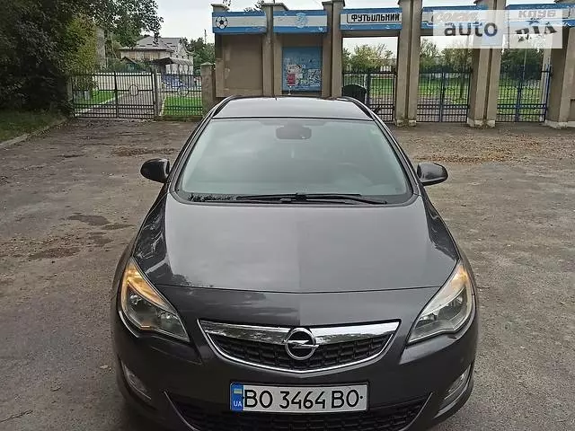 Opel Astra J, 2011 г.в.