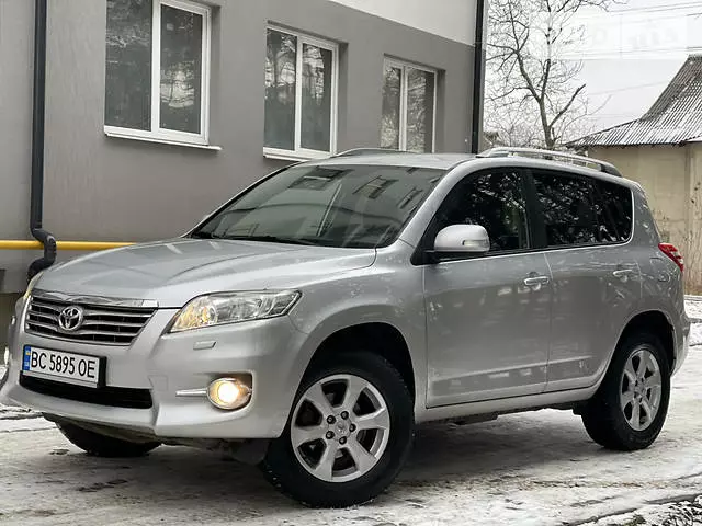 Toyota RAV4, 2011 г.в.