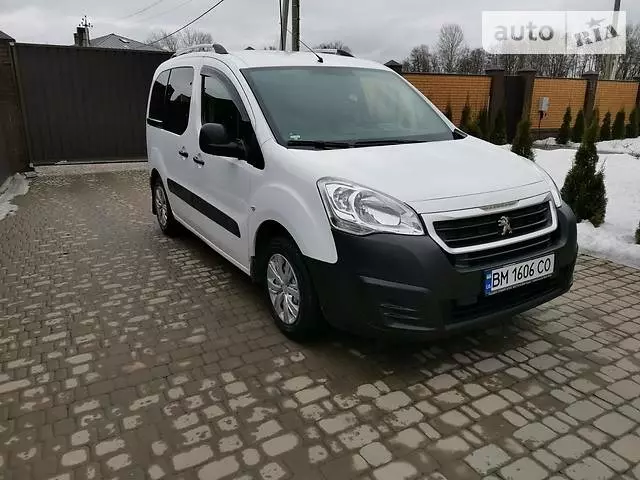 Peugeot Partner пасс., 2017 г.в.