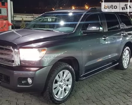 Toyota Sequoia, 2014 г.в.