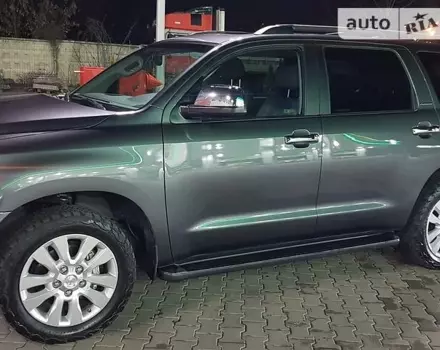 Toyota Sequoia, 2014 г.в.