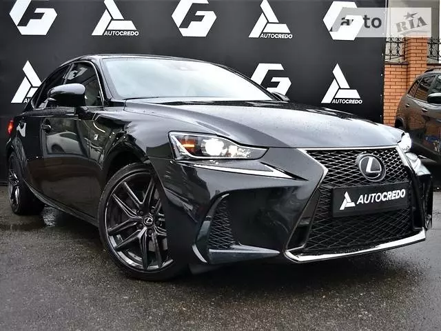 Lexus IS, 2019 г.в.