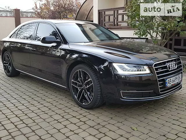 Audi A8, 2017 г.в.