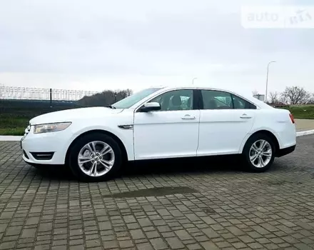 Ford Taurus, 2013 г.в.