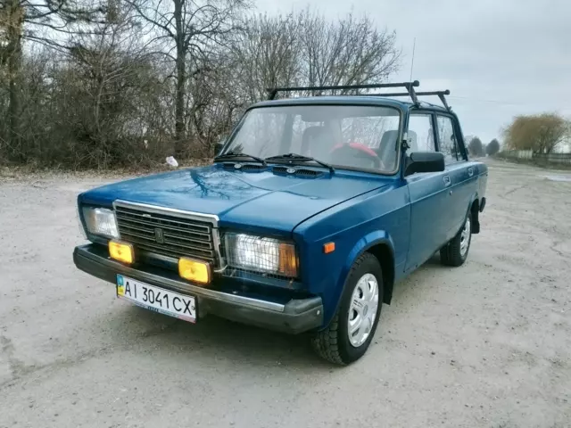 ВАЗ 2107, 2002 г.в.