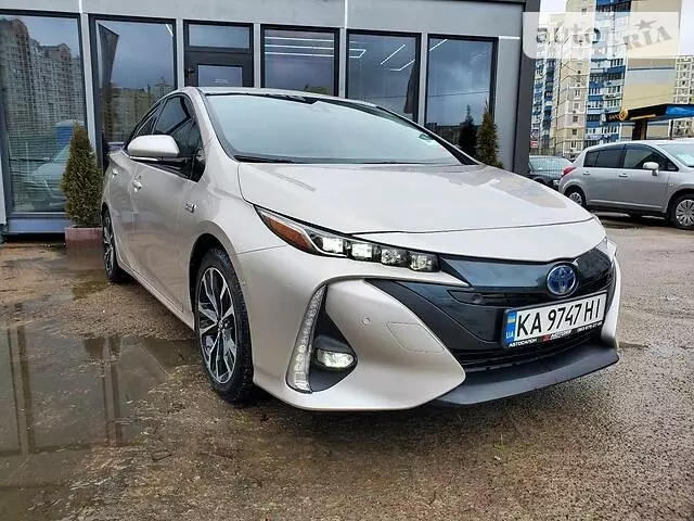 Toyota Prius, 2017 г.в.