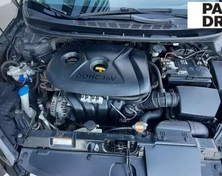 Hyundai Elantra, 2011 г.в.